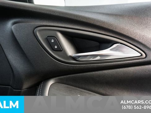 Used 2025 Buick Encore GX Preferred FWD image 43