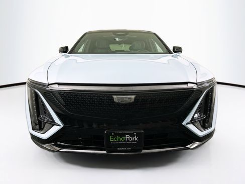 Used 2025 Cadillac Lyriq Sport image 2