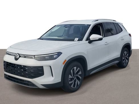 New 2026 Volkswagen Tiguan S FWD image 2