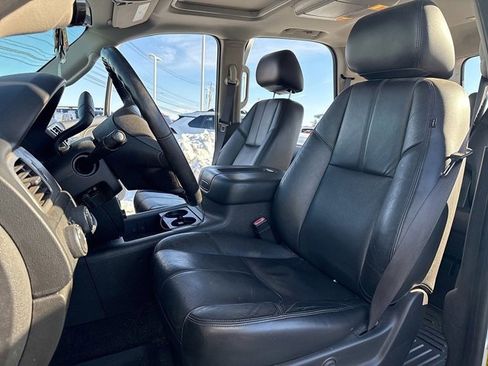 Used 2012 Chevrolet Tahoe LT image 10