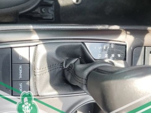 Used 2024 Toyota Camry SE FWD image 18