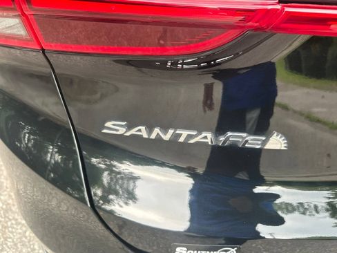 Certified 2022 Hyundai Santa Fe SEL w/ Convenience + Premium Package AWD/4WD image 11