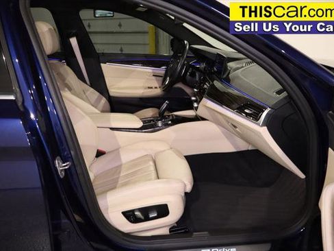Used 2018 BMW 530e RWD image 32