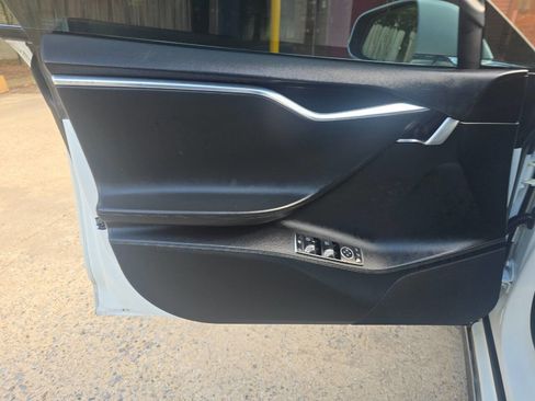Used 2014 Tesla Model S P85 RWD image 6