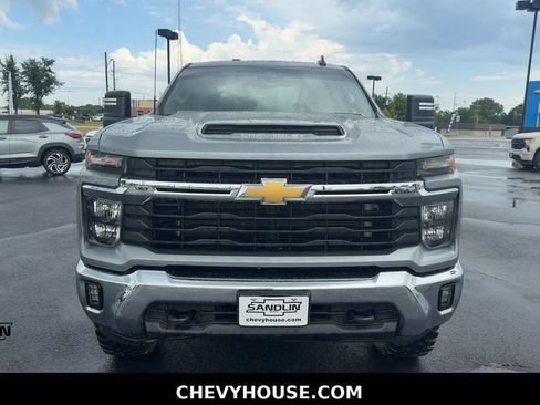 Used 2025 Chevrolet Silverado 2500 LT w/ Convenience Package AWD/4WD image 95