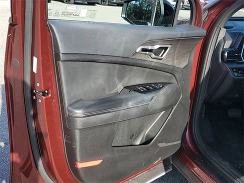 Used 2023 Kia Sportage X-Line w/ X-Line Premium Package image 16