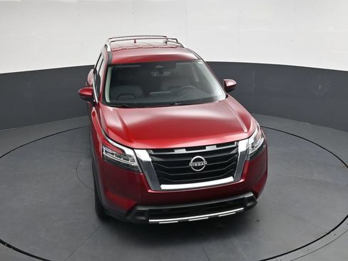 Used 2023 Nissan Pathfinder SL FWD image 24