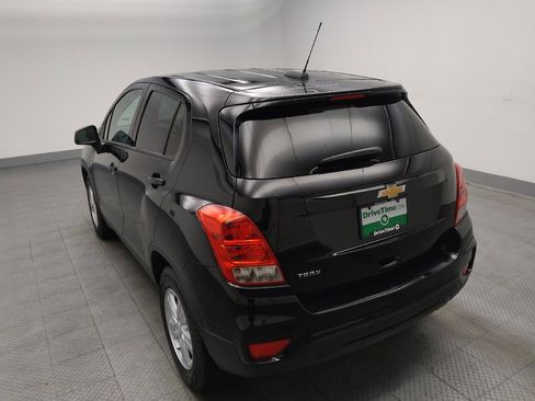 Used 2020 Chevrolet Trax LS w/ Tint and Cruise Package FWD image 5