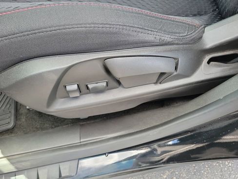 Used 2012 Chevrolet Equinox LS FWD image 19