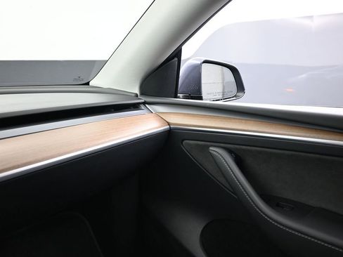 Used 2022 Tesla Model Y Performance AWD/4WD image 14
