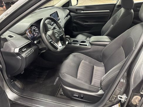 Used 2022 Nissan Altima 2.5 SV FWD image 18