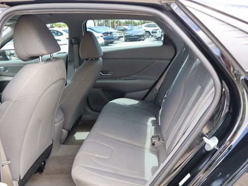 Used 2023 Hyundai Elantra SEL w/ Convenience Package FWD image 34