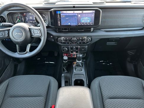 Used 2024 Jeep Wrangler Unlimited Rubicon 4xe w/ Technology Group image 12