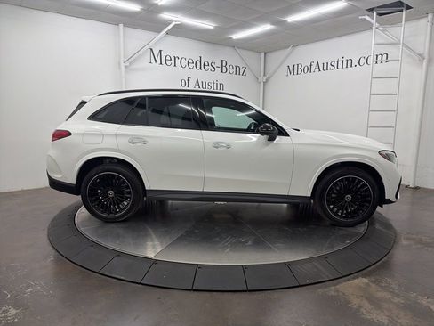 New 2026 Mercedes-Benz GLC 300 image 8