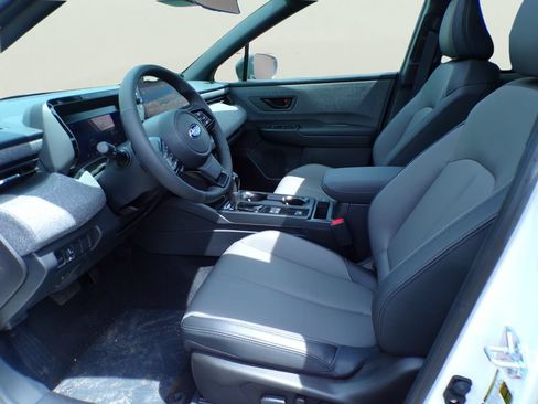 Certified 2026 Subaru Outback Premium AWD/4WD image 11