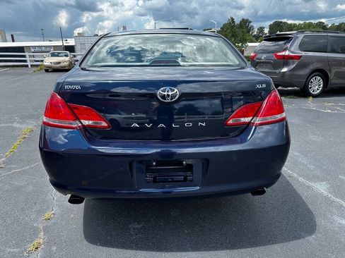 Used 2006 Toyota Avalon XLS FWD image 6