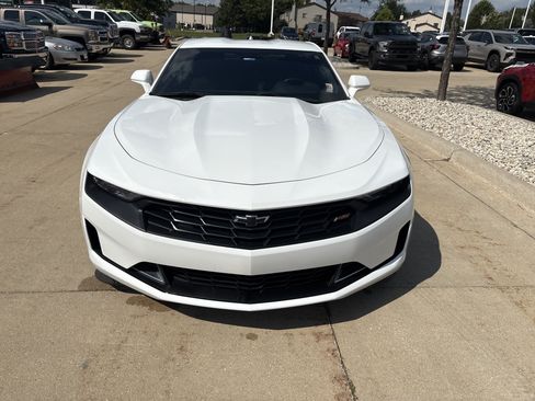 Used 2019 Chevrolet Camaro LT w/ RS Package RWD image 8
