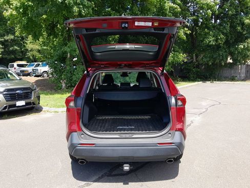 Used 2019 Toyota RAV4 XLE Premium w/ Cold Weather Package AWD/4WD image 34