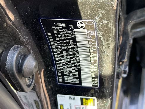 Used 2021 Toyota Corolla LE FWD image 27