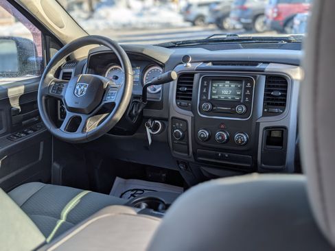 Used 2017 RAM 1500 Express w/ Black Ram 1500 Express Group image 14