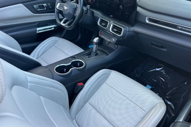 Used 2024 Ford Mustang Premium RWD image 17