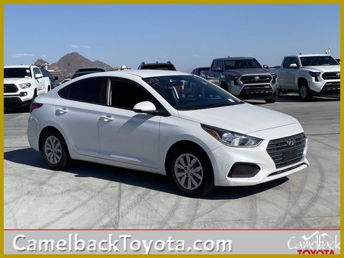 Used 2019 Hyundai Accent SE image 1