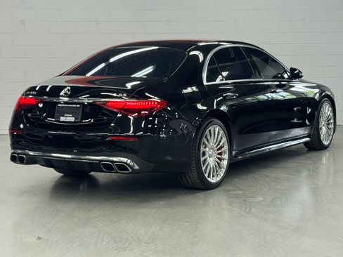 Used 2024 Mercedes-Benz S 63 AMG S w/ Carbon Fiber Exterior Package image 14