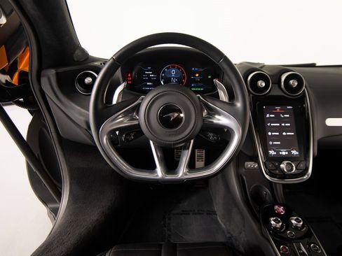 Used 2025 McLaren GTS image 16