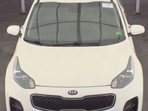 Used 2019 Kia Sportage LX w/ LX Popular Package image 7