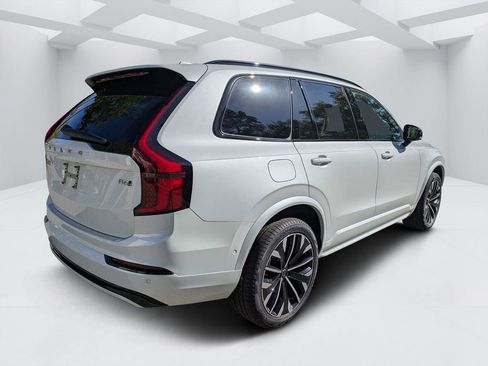 New 2026 Volvo XC90 B6 Ultra w/ Protection Package Premier AWD/4WD image 3