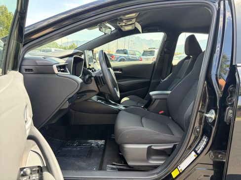 Used 2023 Toyota Corolla SE w/ Carpet Mat Package (TMS) FWD image 11