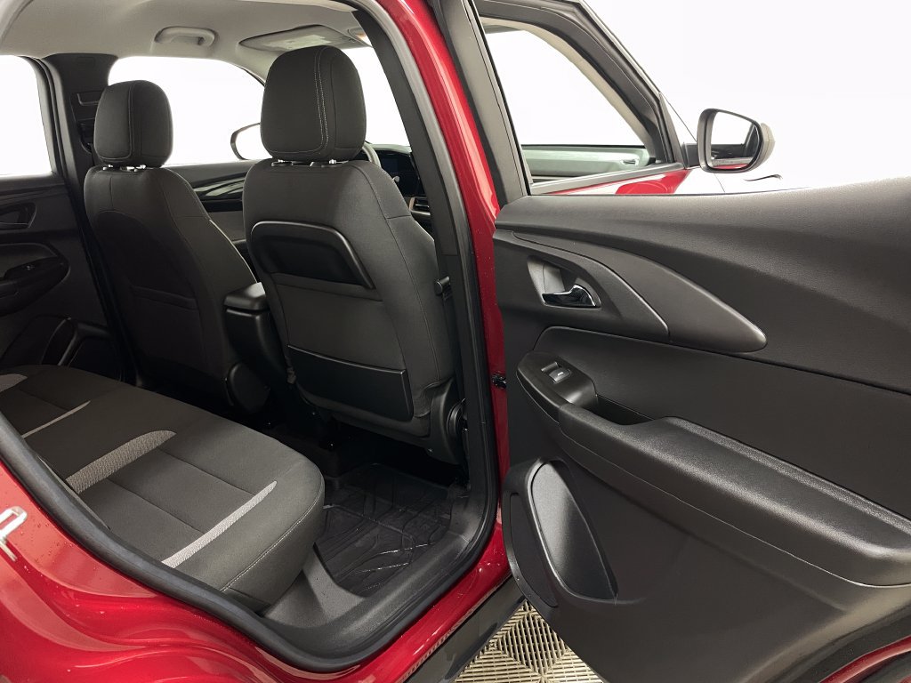 Certified 2024 Chevrolet TrailBlazer LS w/ LS Convenience Package FWD image 38