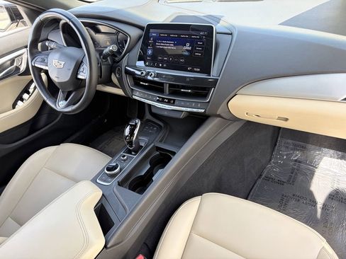 Used 2021 Cadillac CT5 Luxury RWD image 12