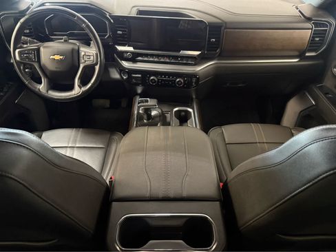Used 2024 Chevrolet Silverado 1500 High Country AWD/4WD image 17
