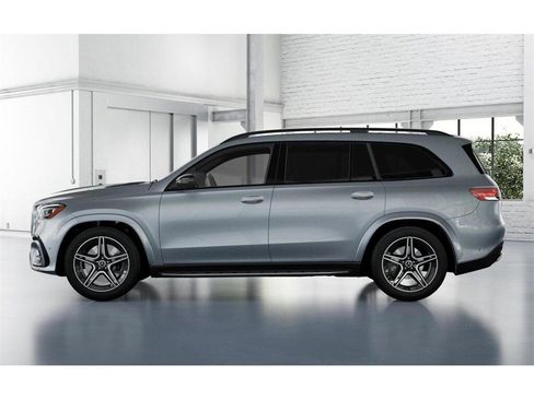 New 2026 Mercedes-Benz GLS 450 4MATIC image 34