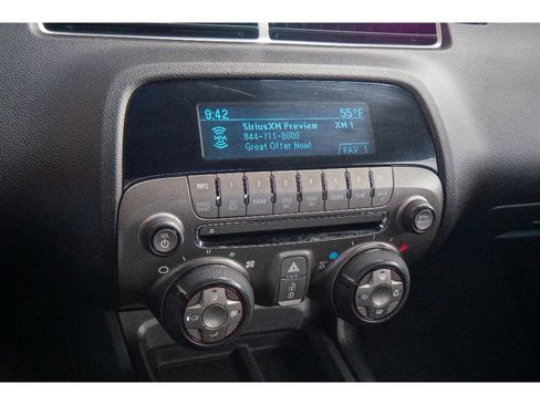 Used 2010 Chevrolet Camaro SS RWD image 20