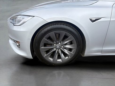 Used 2018 Tesla Model S P100D AWD/4WD image 28