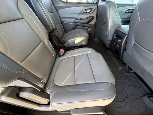 Used 2019 Chevrolet Traverse Premier w/ Driver Confidence II Package image 25