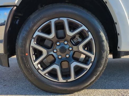 Used 2025 RAM 1500 Laramie image 14