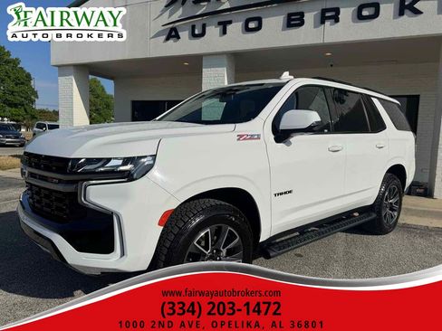 Used 2022 Chevrolet Tahoe Z71 w/ Luxury Package AWD/4WD image 41