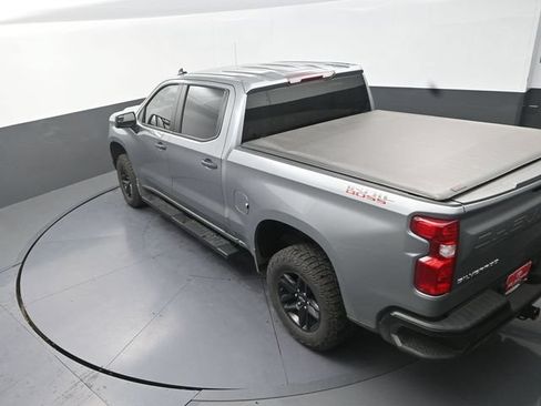 Used 2025 Chevrolet Silverado 1500 Custom Trail Boss AWD/4WD image 27