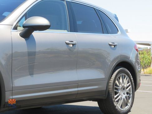 Used 2013 Porsche Cayenne AWD/4WD image 23