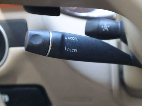 Used 2014 Mercedes-Benz CLS 550 image 34