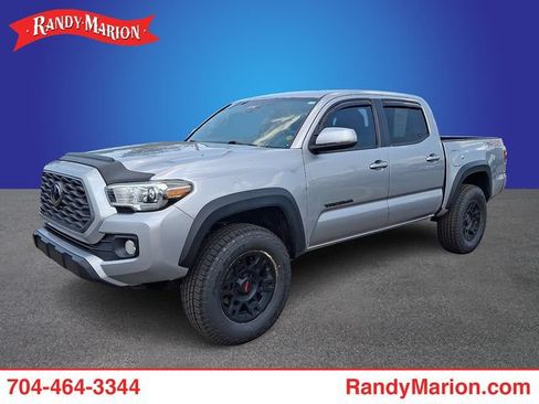 Used 2020 Toyota Tacoma TRD Off-Road w/ Technology Package AWD/4WD image 1