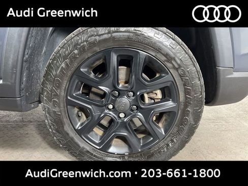 Used 2018 Jeep Compass Trailhawk w/ Navigation Group AWD/4WD image 9