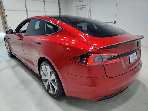 Used 2020 Tesla Model S Long Range Plus AWD/4WD image 19