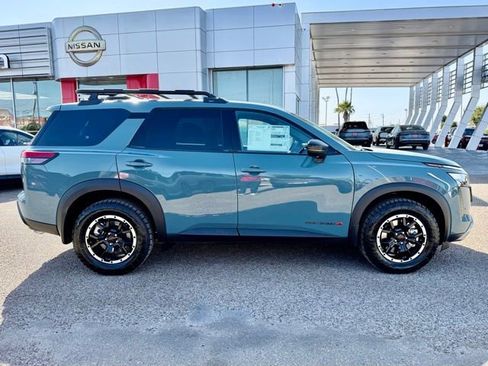 New 2026 Nissan Pathfinder Rock Creek image 8