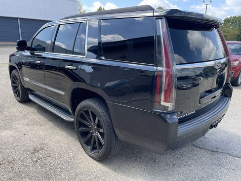 Used 2015 Cadillac Escalade Luxury AWD/4WD image 6