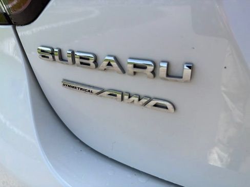 Used 2023 Subaru Legacy Limited AWD/4WD image 9