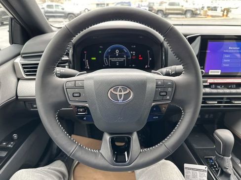 New 2026 Toyota Camry SE image 12